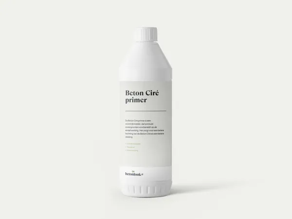 Beton Cire Primer Fles A Etiketten 90x150 2022 11 16 174053 jasp